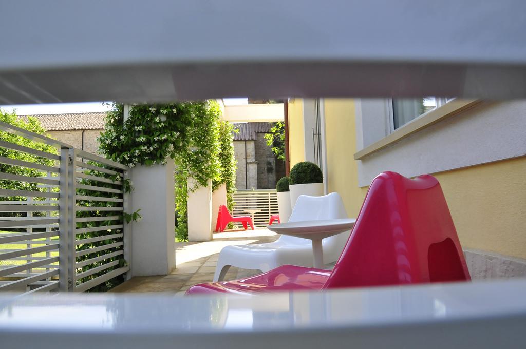 Ai Lecci In Centro Hotel Сартеано Екстериор снимка
